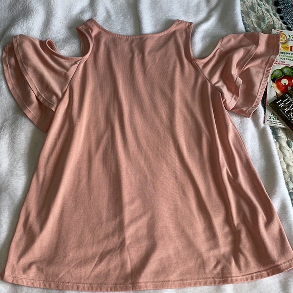 Green Envelope Cold-Shoulder Ruffled Blouse- M - Picture 4 of 4